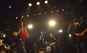 連載◆イシハラマイ「やめられないなら愛してしまえ」第3回「愛しき遠吠えのロックンロール」 連載◆イシハラマイ「やめられないなら愛してしまえ」第3回「愛しき遠吠えのロックンロール」